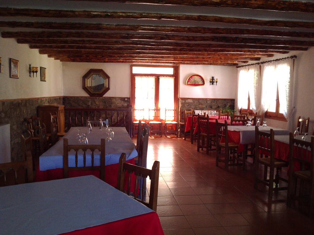 Pension Pallaruelo Saravillo Esterno foto