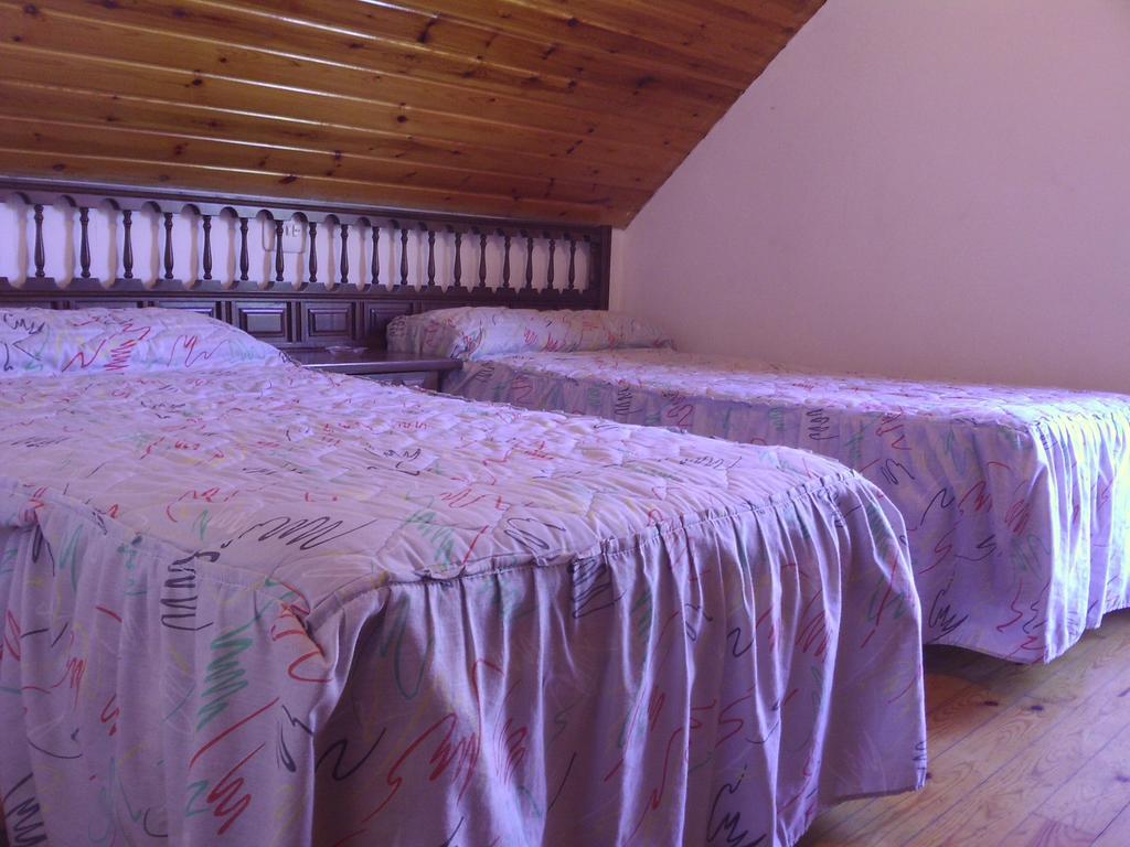 Pension Pallaruelo Saravillo Camera foto